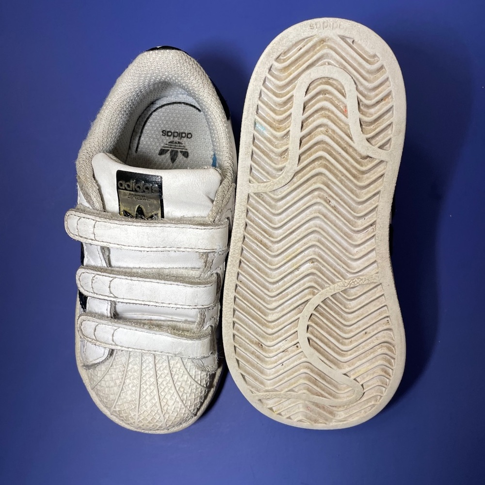 Adidas Black/White Superstar Toddlers SZ 7 Shoes - Picture 4 of 6